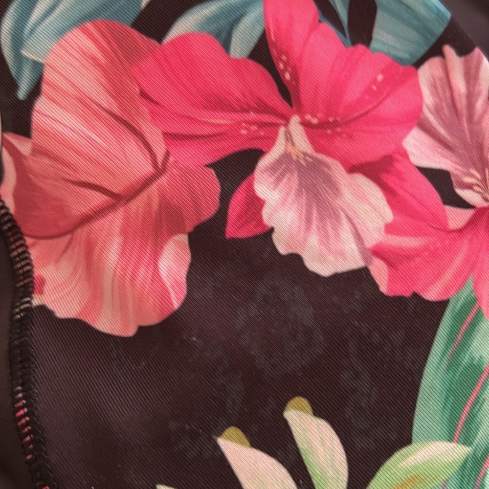 HURLEY RASH GUARD💋NWT - Picture 5 of 10
